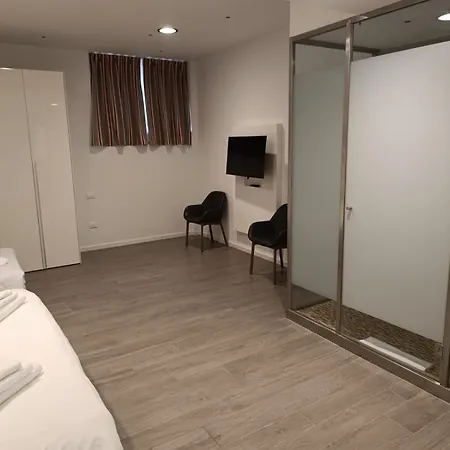 Fasthotel Linate מלון