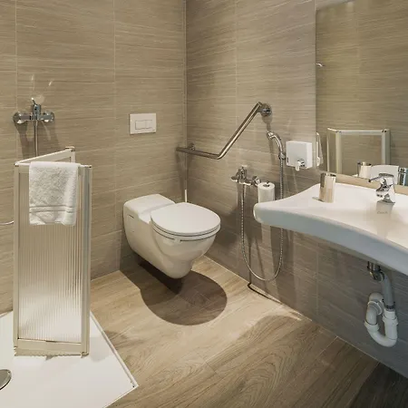 Fasthotel Linate מלון סגראטה
