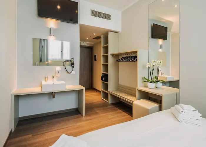 酒店 Fasthotel Linate 3*